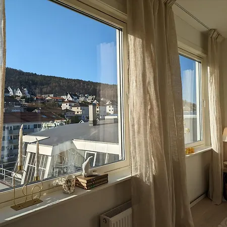 아파트 Meget Hjemmekoseligisentraltinyoppusset *