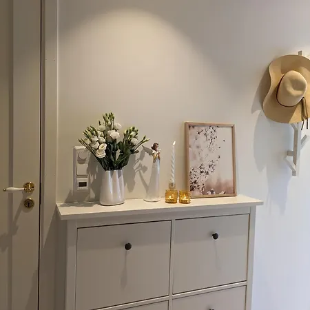 Meget Hjemmekoseligisentraltinyoppusset * 卑爾根